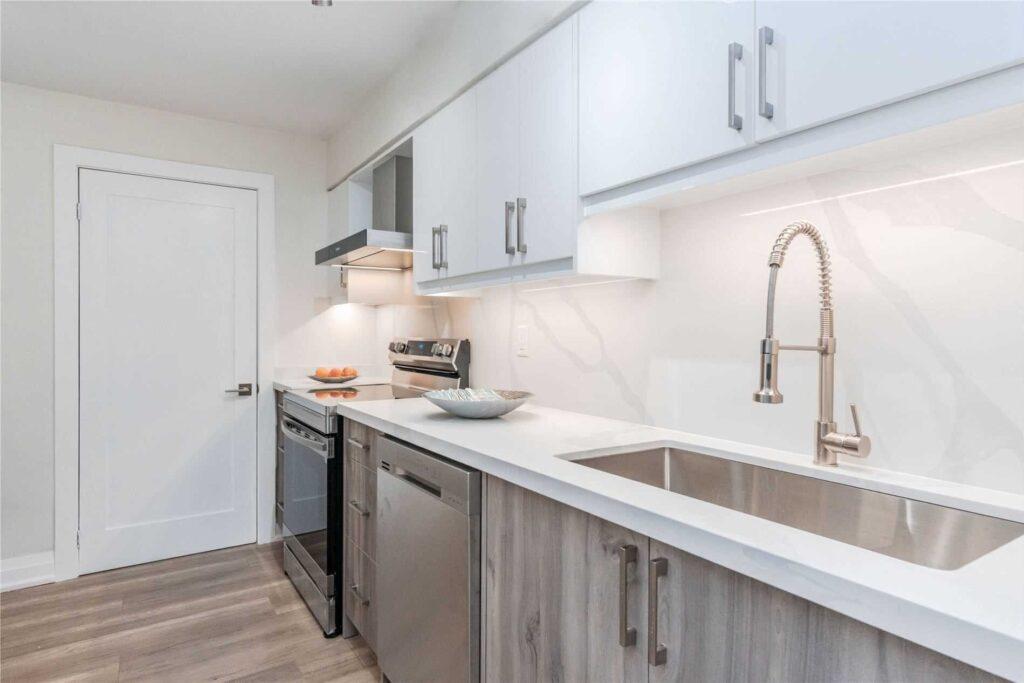 Kitchen cabinets Toronto